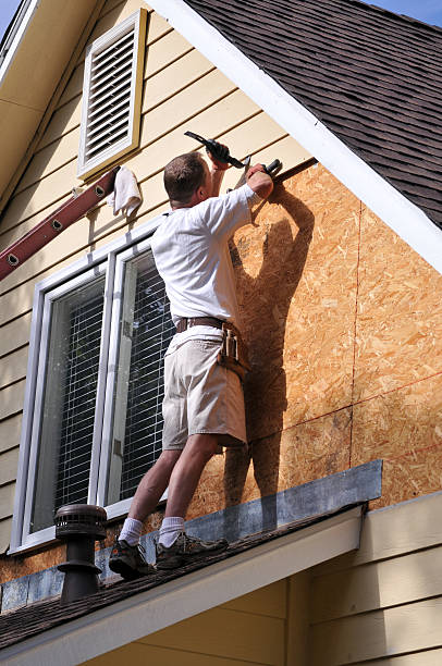 How To Choose The Right Materials for Your Siding Installation in 'Carlisle, OH